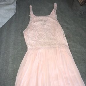 Hollister lace dress in light pink